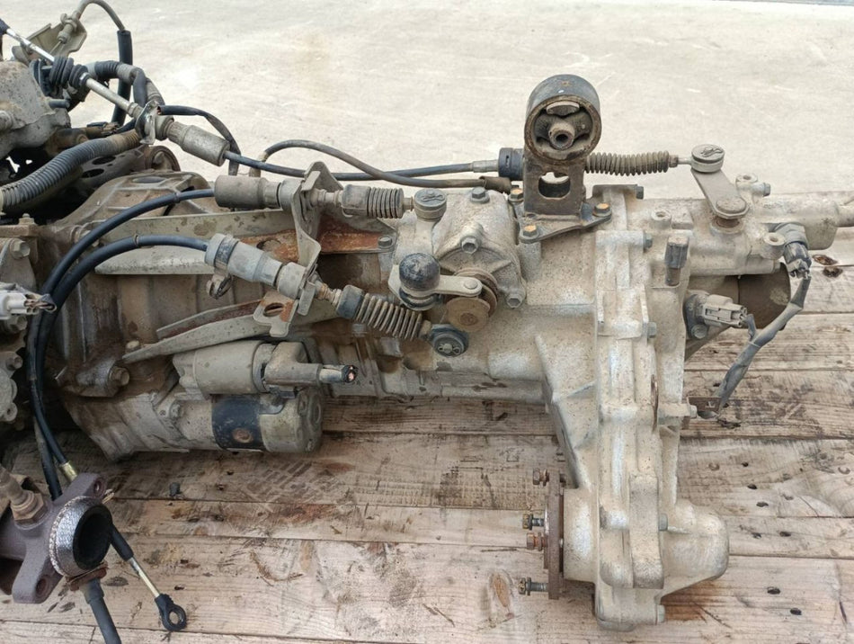 JDM SUZUKI GD-DB52T CARRY TRUCK 4WD MANUAL TRANSMISSION 72,000KM