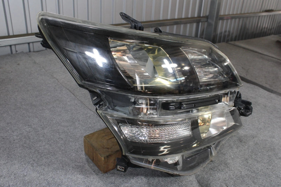 JDM TOYOTA VELFIRE ANH20 OEM JDM RHD HID HEAD LIGHT LAMP RIGHT SIDE ICHIKOH 58-23