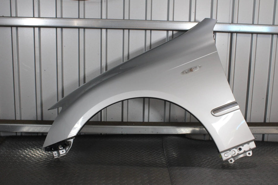 JDM TOYOTA CROWN GRS18 GRS184 OEM JDM RHD FENDER FRONT LEFT SIDE