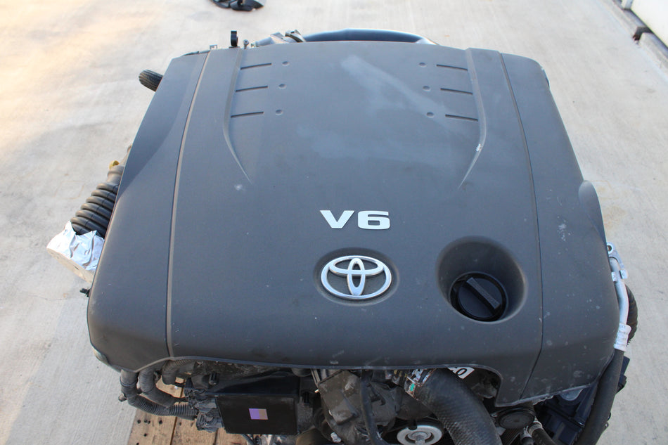JDM TOYOTA DBA-GRX130 MARK X 4GR-FSE ENGINE TRANSMISSION 29670KM