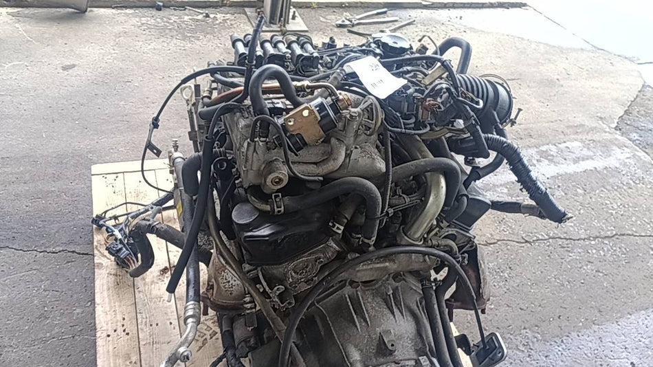 JDM MITSUBISHI DELICA SPACEGEAR L400 PD6W 6G72 USED ENGINE 43,000KM