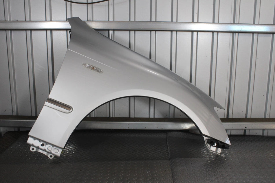 JDM TOYOTA CROWN GRS18 GRS184 OEM JDM RHD FENDER FRONT RIGHT SIDE